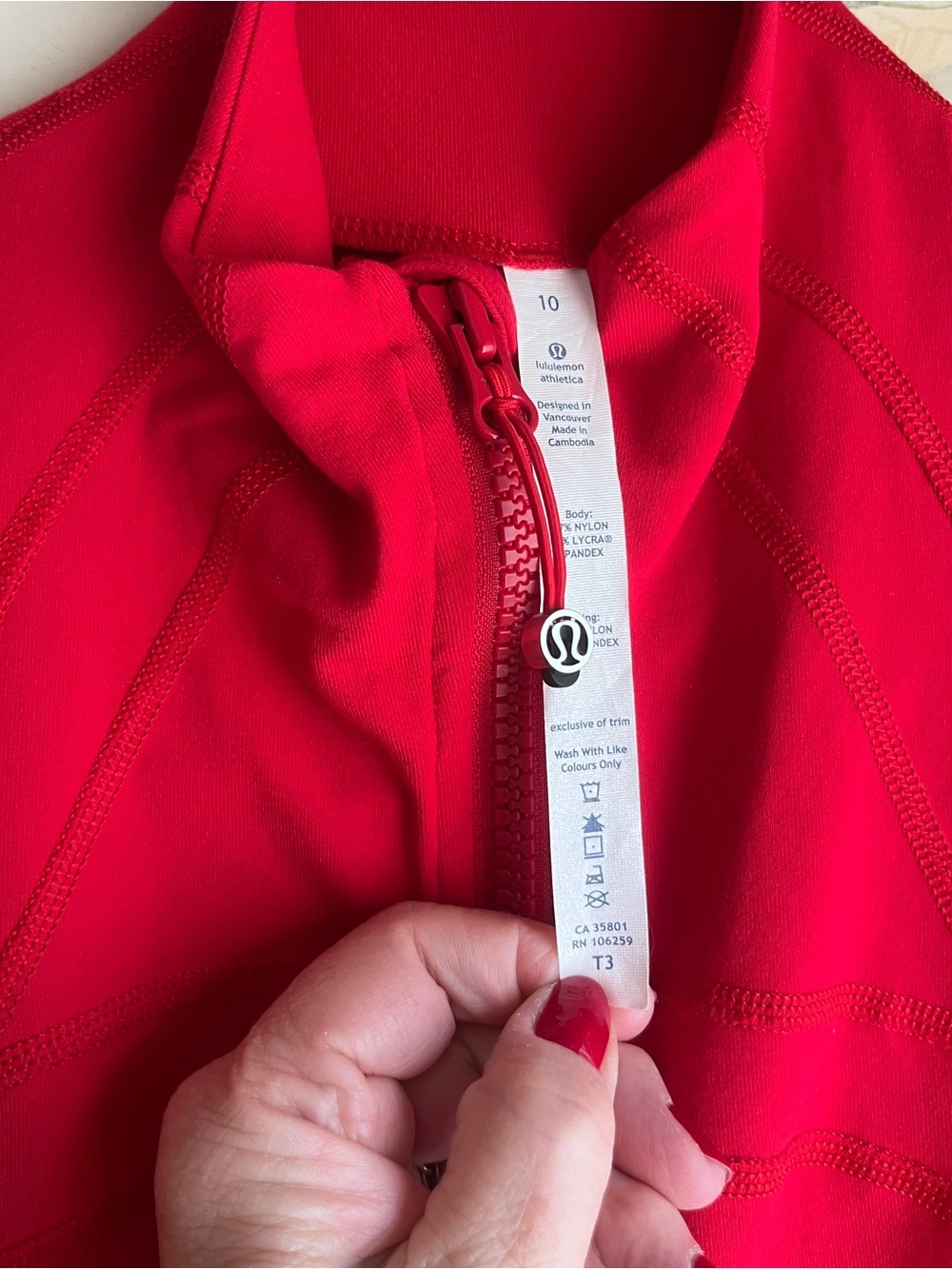 LN!🍒LULULEMON sz 10 Classic DEFINE Jacket CURRANT RED Bright Red *LUON - Picture 4 of 9